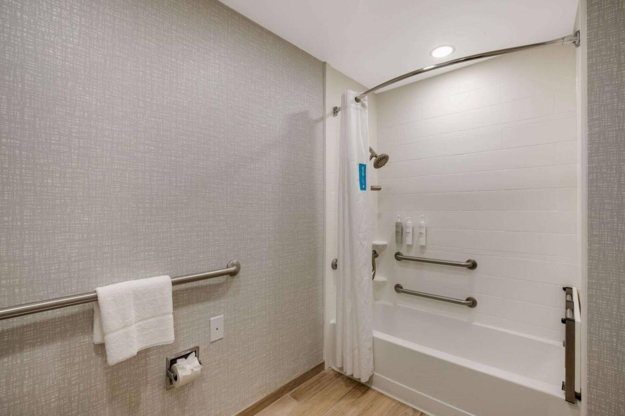 Hampton Inn Philadelphia/ווילו גרוב מראה חיצוני תמונה
